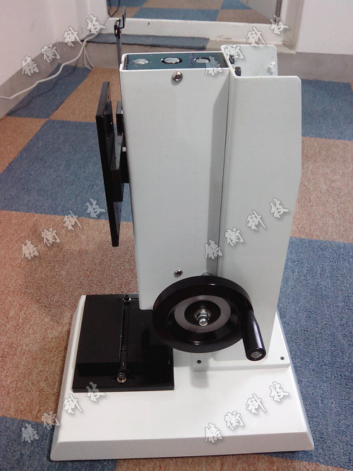 螺旋側(cè)搖測試臺(tái)